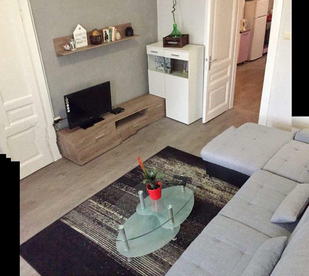 Apartment Max 4 Stars Fiume Kültér fotó
